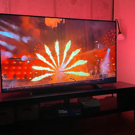 Apartment Modern Loft In The Middle Of The City, Parking Space, Tv Game