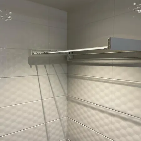 Modern Loft In The Middle Of The City, Parking Space, Tv Game טאלין