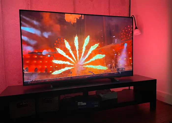 Apartment Modern Loft In The Middle Of The City, Parking Space, Tv Game