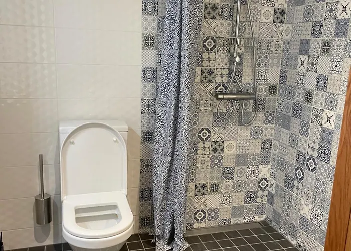 Modern Loft In The Middle Of The City, Parking Space, Tv Game Ταλίν