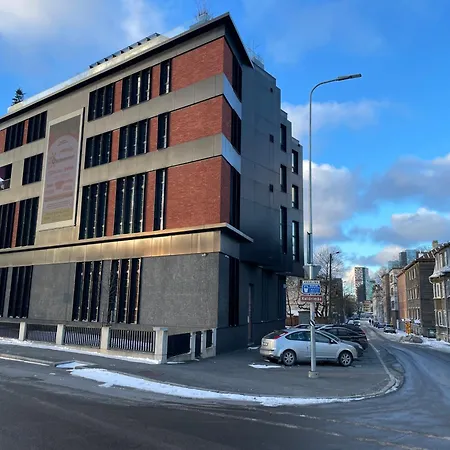 Korter Modern Loft In The Middle Of The City, Parking Space, Tv Game